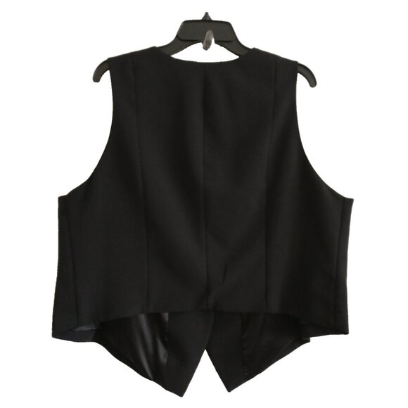 Sold_Sold_Sold!! Torrid Studio Button Vest Luxe Ponte Tailored Women’s Black- 2X - Picture 8 of 9